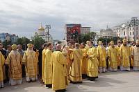 Праздничное богослужение в Успенском соборе Московского Кремля