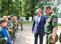 Глава Ногинского района и благочинный Богородского округа посетили лагерь «Дружина – школа юнг»
