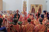 Архиерейское богослужение в&nbsp;день Собора новомучеников и&nbsp;исповедников Коломенских