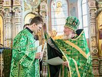 Вручение свидетельств об окончании Библейско-богословских курсов при Троицком соборе г. Щелково