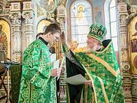 Вручение свидетельств об окончании Библейско-богословских курсов при Троицком соборе г. Щелково