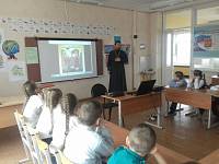 Встреча с учащимися Петровской средней школы деревни Левошево