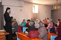 Занятие с преподавателями духовных дисциплин в храме Новомучеников Орехово-Зуевских