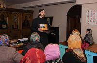 Занятие с преподавателями духовных дисциплин в храме Новомучеников Орехово-Зуевских