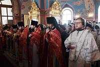 Архиерейское богослужение с участием Сводного детского хора Московской епархии в Богоявленском соборе Ногинска