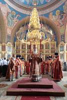 Архиерейское богослужение с участием Сводного детского хора Московской епархии в Богоявленском соборе Ногинска