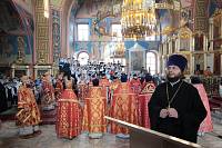 Архиерейское богослужение с участием Сводного детского хора Московской епархии в Богоявленском соборе Ногинска