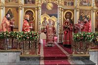 Архиерейское богослужение с участием Сводного детского хора Московской епархии в Богоявленском соборе Ногинска