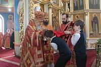 Архиерейское богослужение с участием Сводного детского хора Московской епархии в Богоявленском соборе Ногинска