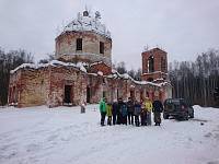 Поход учащихся воскресной школы Троицкого храма села Шарапово к Богородицерождественскому храму села Курилово