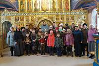 Гости в Успенском храме села Шуколово
