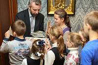 Литературно-музыкальная композиция «Свеча памяти» в Тихвинском храме Ногинска