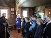 Экскурсия учащихся средней школы поселка Радовицкий в&nbsp;храм иконы Божией Матери &laquo;Нечаянная Радость&raquo;