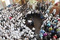 Архиерейское богослужение с&nbsp;участием Сводного детского хора Московской епархии в&nbsp;день юбилея Троицкого собора г.&nbsp;Щелково