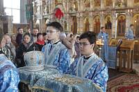 Архиерейское богослужение с&nbsp;участием Сводного детского хора Московской епархии в&nbsp;день юбилея Троицкого собора г.&nbsp;Щелково