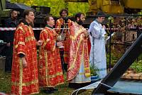 Освящение колоколов в&nbsp;Крестовоздвиженском храме поселка Мишеронский