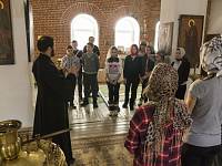 Встреча настоятеля Крестовоздвиженского храма поселка Мишеронский с&nbsp;учащимися промышленно-экономического техникума г.&nbsp;Рошали
