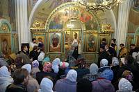 Богослужение в&nbsp;храме иконы Божией Матери &laquo;Спорительница хлебов&raquo; на&nbsp;территории ЗАО &laquo;Щелковохлеб&raquo;