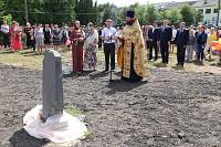 Закладка камня в&nbsp;основание памятника святым Петру и&nbsp;Февронии в&nbsp;Павловском Посаде
