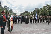 Возложение цветов к&nbsp;могиле Неизвестного солдата у&nbsp;Кремлевской стены