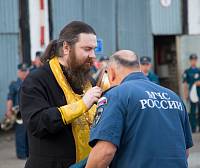 Отправка колонны МЧС с&nbsp;гуманитарной помощью для жителей Донецкой и&nbsp;Луганской областей
