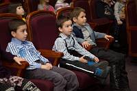 Воспитанники детских домов в&nbsp;Московском областном театре драмы в&nbsp;Ногинске
