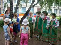 Троицкий утренник в&nbsp;&laquo;Светлячке&raquo;
