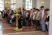 Выпускники школ на&nbsp;Литургии в&nbsp;Казанском храме г.&nbsp;Павловского Посада
