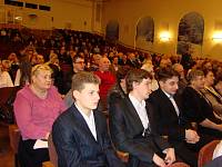 Учащиеся школы искусств при Богоявленском соборе выступили перед ветеранами Арктики
