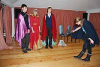 Будущие вожатые показали спектакль для младших гимназистов
