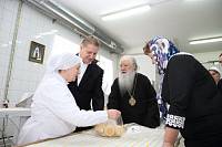 Визит митрополита Крутицкого и&nbsp;Коломенского Ювеналия на&nbsp;ЗАО &laquo;Щелковохлеб&raquo;