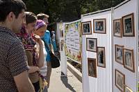 Богослужение на&nbsp;берегу лесного озера