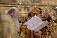 Богослужение в&nbsp;Успенском соборе Московского Кремля