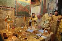 Богослужение в&nbsp;Успенском соборе Московского Кремля