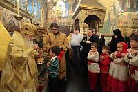 Богослужение в&nbsp;Успенском соборе Московского Кремля