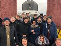 Учащиеся в Троицком соборе г. Щелково