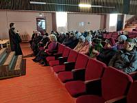 Пастырская беседа в поселке Черусти