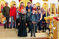 Студенты в храме Новомучеников и исповедников Церкви Русской мкр. Кучино