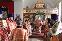 Архиерейское богослужение в Троицком храме г. Дрезны