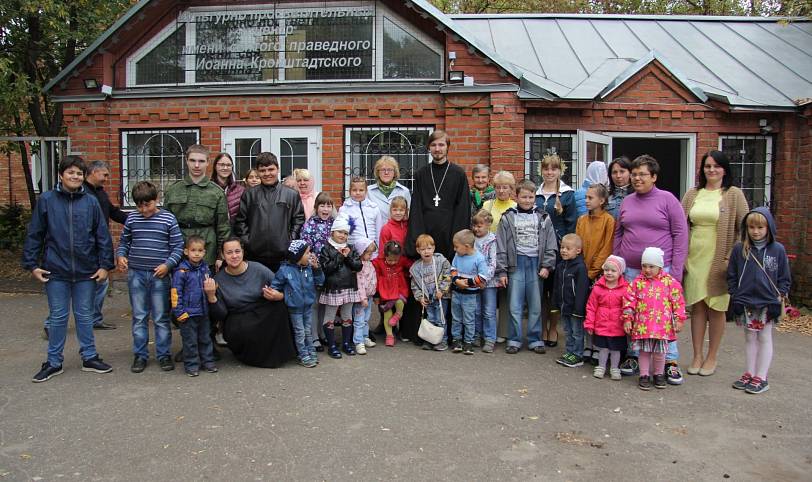 Начало учебного года в воскресной школе Иоанно-Богословского храма г. Ликино-Дулево