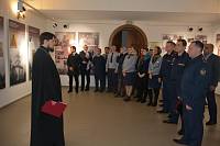 Сотрудники управления Федеральной службы исполнения наказаний в Троицком храме Реутова