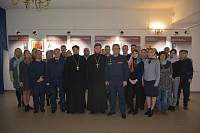 Сотрудники управления Федеральной службы исполнения наказаний в Троицком храме Реутова