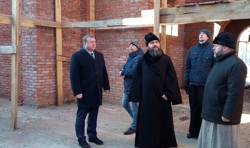 Панихида по неопознанным и невостребованным почившим в Давыдове