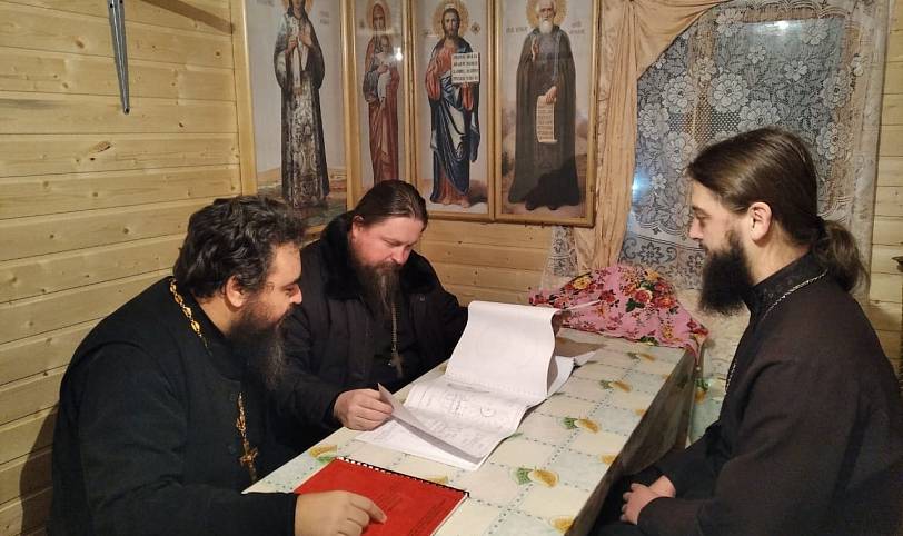 Рабочее совещание в Троицком храме г. Дрезны