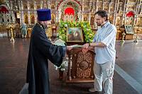 Вручение свидетельств об окончании Библейско-богословских курсов при Троицком соборе г. Щелково