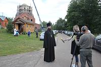Установка купола и креста на Богородицерождественский храм в Савостьянове