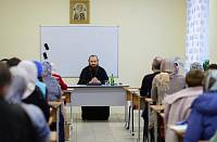 Занятие в Орехово-Зуевском отделении Миссионерско-катехизаторских курсов