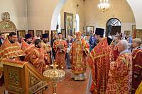 Божественная литургия в храме преп. Саввы Сторожевского в мкр. Заря