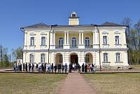 Освящение Петровского домика в усадьбе Якова Брюса