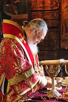 Архиерейское богослужение в Богородицерождественском храме села Рудне-Никитское